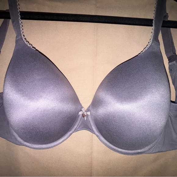 Victorias Secret 38 D purple Full Coverage T-Shirt Bra with Molded Cups - Picture 2 of 6